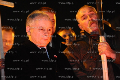 Warszawa. Pol roku po katastrofie w Smolensku pod Palacem...