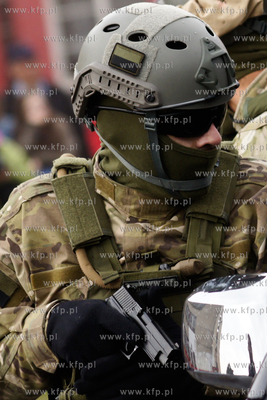 Gdansk. Gimnazjum nr 29 na Suchaninie. Pokazy Gdanskiej...