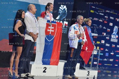 W ostatnim dniu odbywajacych sie w Hali Sportowo -...