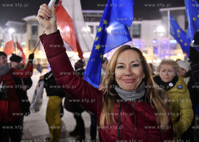 Sopot. Plac Przyjaciol Sopotu. Radosc mieszkancow Sopotu...