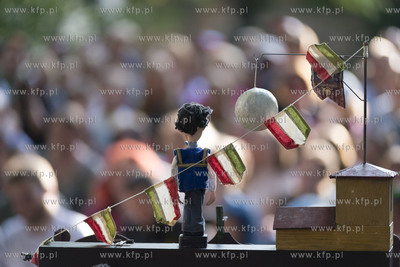 Gdańsk. Festiwal teatrów Ulicznych FETA. Dansk Rakkerpak...