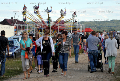 Dozynki w Luzienie na Kaszubach. Atrkacja imprezy bylo...