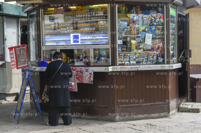 Gdańsk, Strzyża. Kiosk na skrzyżowaniu ul. Wojska...