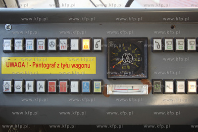 Pulpit sterowniczy tramwaju Duewag N8C z Dortmundu.
18.03.2015
fot....