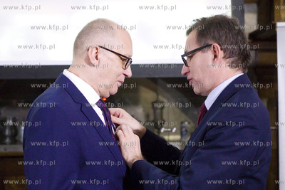 Gdańsk. Dwór Artusa. Wręczenie nagród Świadek...