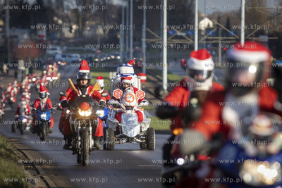 Gdańsk. Mikołaje na motocyklach po raz 17. przejechali...