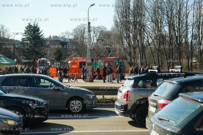 Pętla tramwajowa Oliwa. Festyn 50 lat tramwajów 105N...