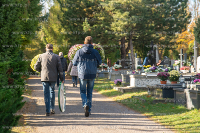 Cmentarz Łostowicki na dzień przed dniem Wszystkich...