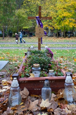 Gdańsk, Cmentarz Srebrzysko. Prezentacj projektu Znani-Niezapomniani....