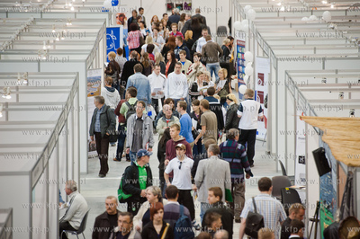 Gdansk Letnica. Centrum konferencyjno-wystawiennicze...