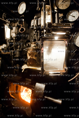 Gdansk. Dworzec Glowny PKP. Turystyczny pociag niemiecki...