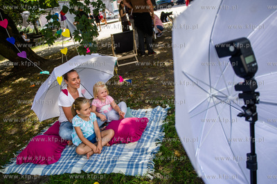 Gdansk. Wielki piknik na placu Swietopelka, zorganizowany...