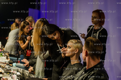 Miedzynarodowe Targi Gdanskie Amber Expo. Hoop Likes...