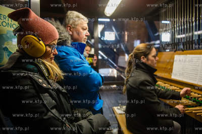 Gdansk. Wieza Kosciola sw. Katarzyny. Bezplatne warsztaty...