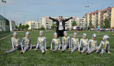 Dziewczeta z Zespołu Tanecznego Spinki zdobyly w Kanadzie,...