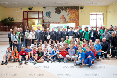 Bytow. Wystartowal program Bialo-zielona przyszlosc...