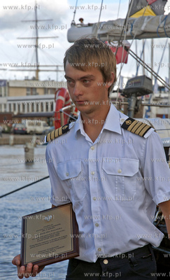 Powrot harcerskiego jachtu Zjawa IV z ostatniego etapu...