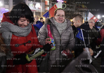 Sopot. Plac Przyjaciol Sopotu. Radosc mieszkancow Sopotu...