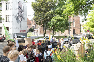 Gdańsk. Akcja "uliczny trolling" i konferencja prasowa...