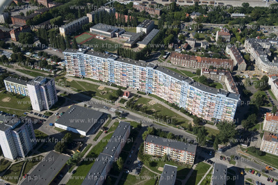Gdansk Nowy Port z lotu ptaka. Falowiec na ul. Wyzwolenia....