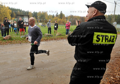 Sulmin (gmina Zukowo). Pierwszy Bieg Sztafetowy Firm...