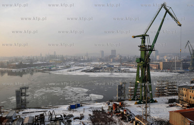 Stocznia Gdansk. 06.02.2014 fot. Maciej Kosycarz /...