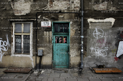 Gdansk. Domy przy ul. Marynarki Polskiej przeznaczone...