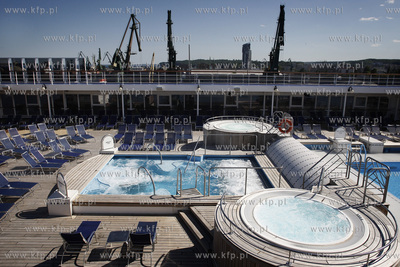 Gdynia. Wycieczkowiec Grand Mistral w gdynskim porcie....