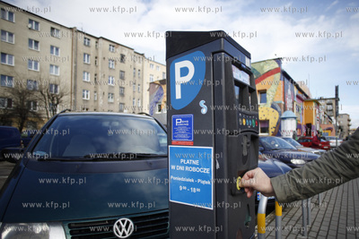 Gdynia. Parking przy ul. Gen. Jozefa Bema w okolicach...
