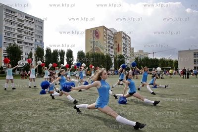 Gdansk Zaspa. Pilkarski turniej dzikich druzyn Do przerwy...