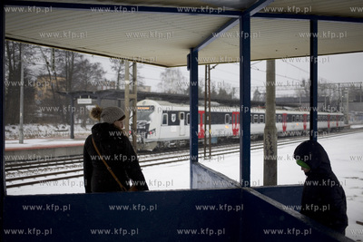 Peron kolejki SKM Gdynia Orłowo.
07.02.2017
fot....