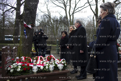 Cmentarz Garnizonowy w Gdańsku.  Minister Anna Maria...