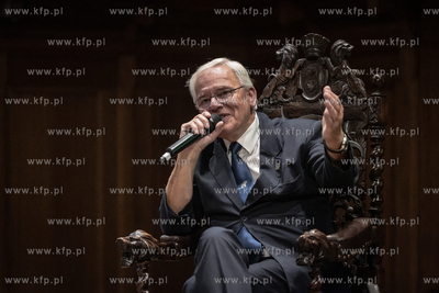 Ratusz Staromiejski. Spotkanie z Michałem Targowski,...