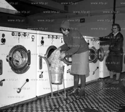 Pierwsze pralnie z automatycznymi pralkami w Gdansku....