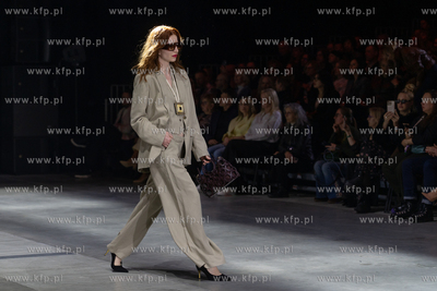 Pokaz mody i bursztynu AMBER Vibes podczas międzynarodowych...