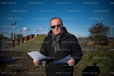 Trzcinsko, przy brzegu Martwej Wisly. Prezentacja testowej...