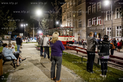 Gdansk. Dolne Miasto. Operacja ustawiania zabytkowego...