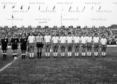 Mecz pomiędzy reprezentacjami Polski i ZSRR na stadionie...