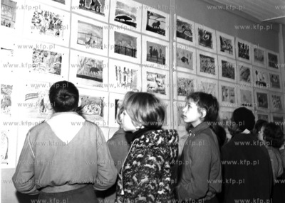 Wystawa prac plastycznych. 
05.1967
0000735z_maj1967
Fot....