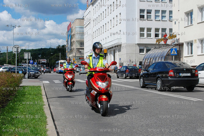 Miasto Gdynia zakupilo dla swoich straznikow miejskich...
