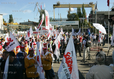 Szczecin. Kilka tysiecy zwiazkowcow z calej Polski...