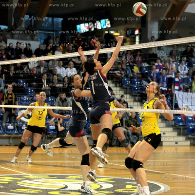 Hala Stulecia w Sopocie. Pierwszy mecz o awans do elity...