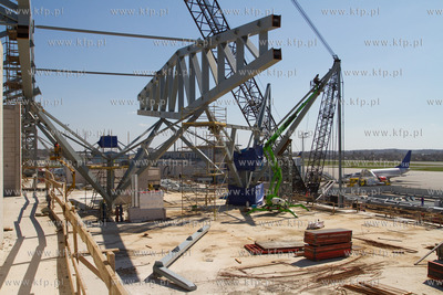 Budowa nowego terminala pasazerskiego na Gdanskim Lotnisku...