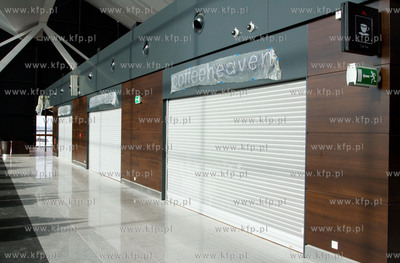 30 najaktywniejszych fanow lotniska na facebooku mialo...