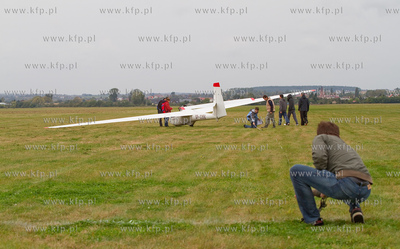 Pruszcz Gdanski, zawody na celnosc ladowania o puchar...