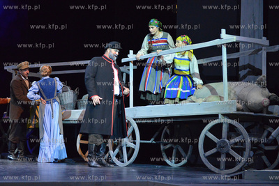 Proba medialna Chlopow w Teatrez Muzycznym w Gdyni....