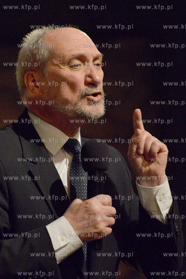 Spotkanie z Antonim Macierewiczem - poslem, wiceprezesem...