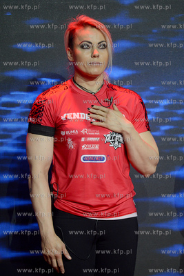 Hala Sportowo - Widowiskowa w Rumi. 50. Gala Armwrestligu...