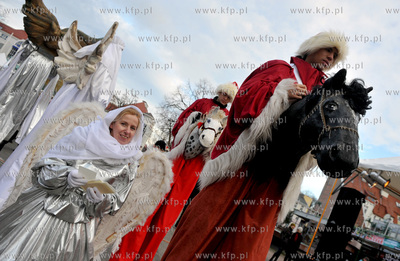 Swiateczne wigilijne spotkanie mieszkancow i wladz...