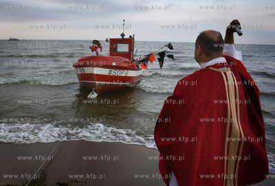 Sopot. Przystan rybacka. Tradycyjne poswiecenie lodzi...